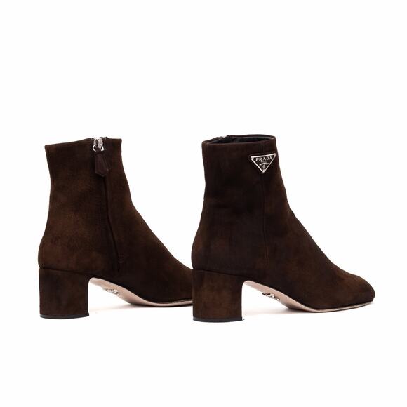 1.6k.$ Prada Brown Suede Block Heel Ankle Side Zip Triangle Logo Boots 35 US:5 - Picture 6 of 14